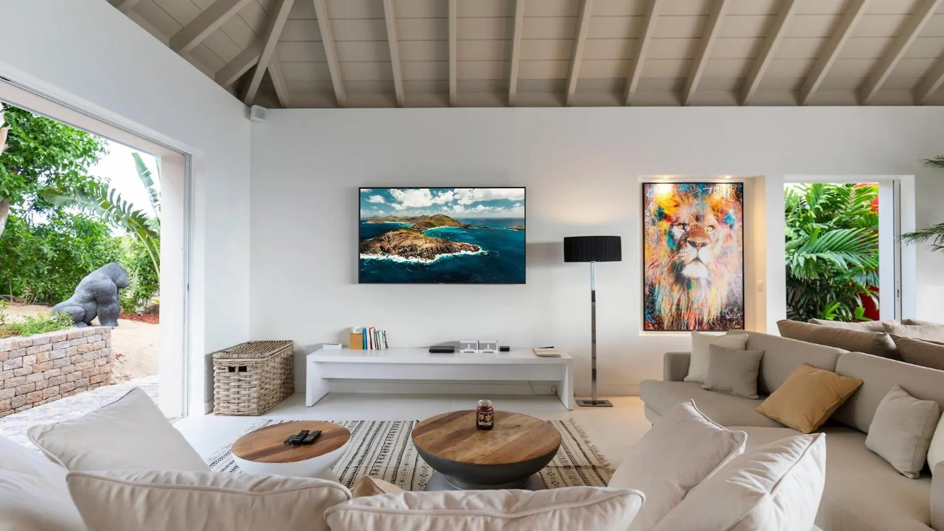 St. Barthelemy Villa With Light And Soothing Atmosphere St. Barthelemy