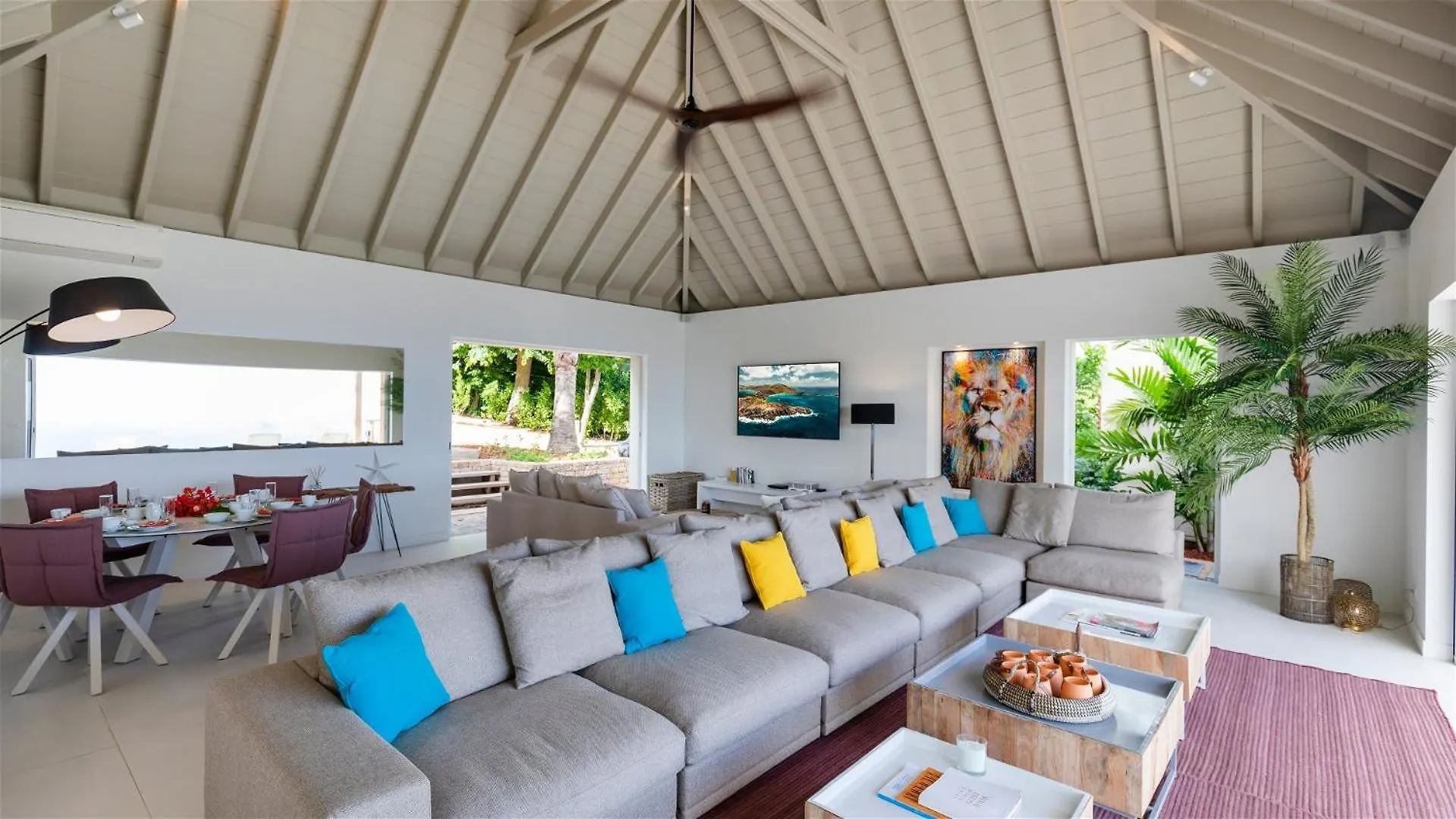 St. Barthelemy Villa With Light And Soothing Atmosphere St. Barthelemy